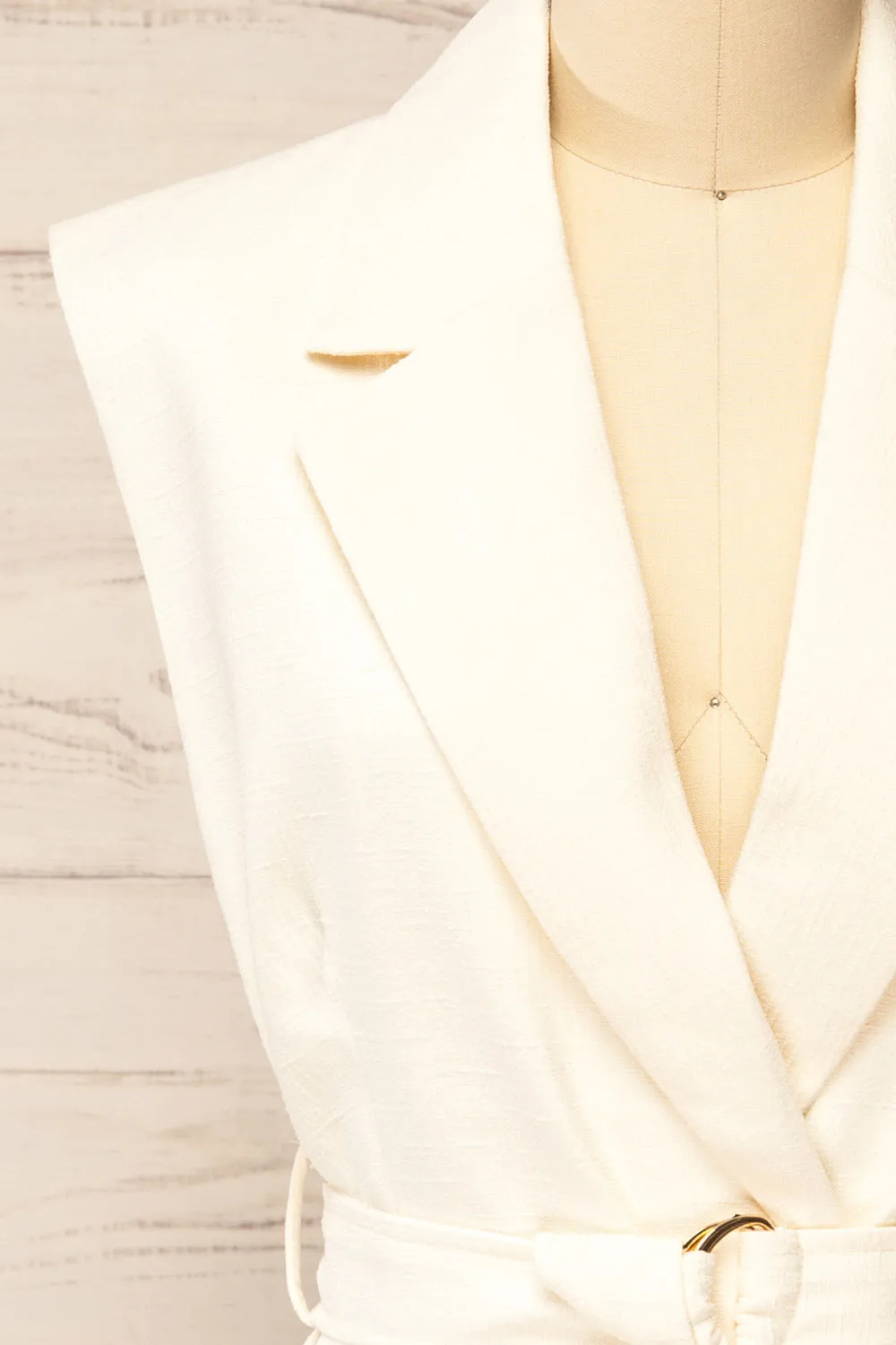 Abbotsford | White Sleeveless Tweed Blazer Dress