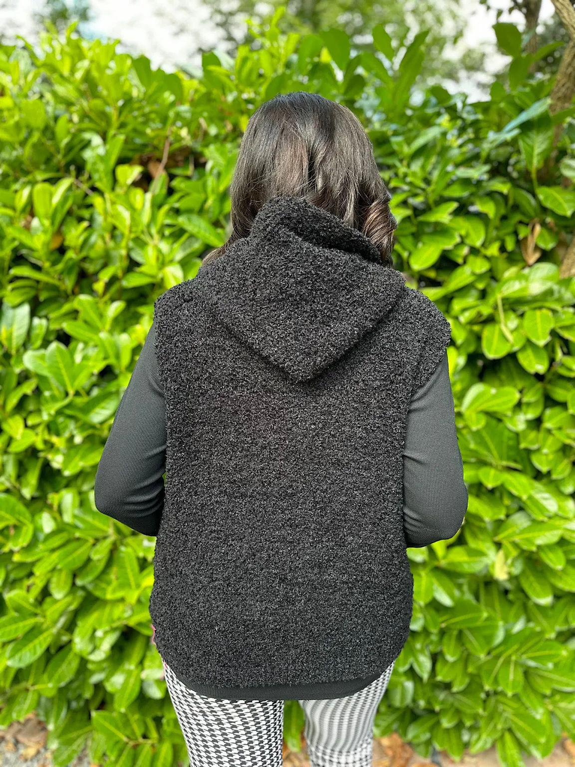 Black Boucle Sleeveless Hoodie Faye