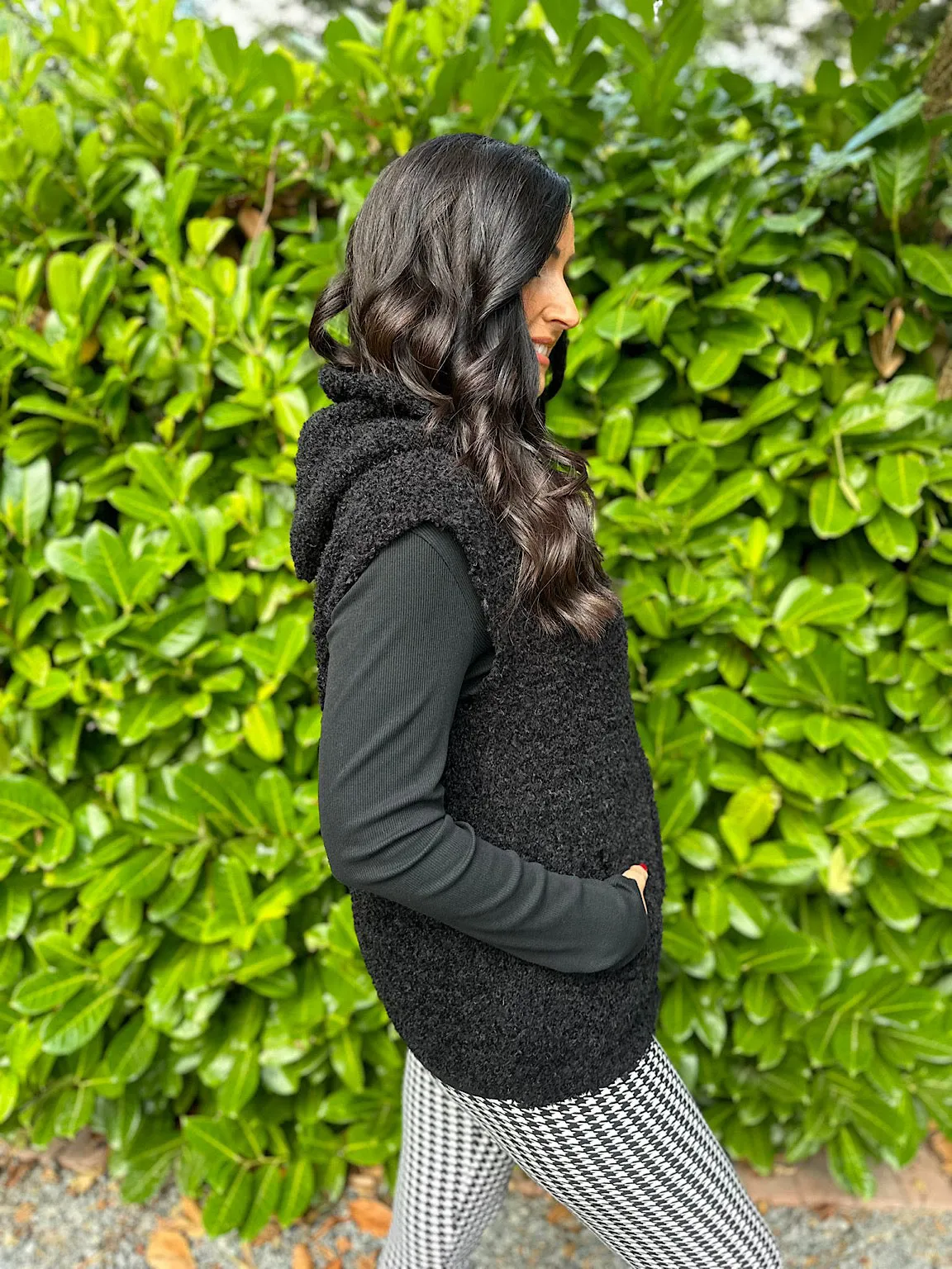 Black Boucle Sleeveless Hoodie Faye