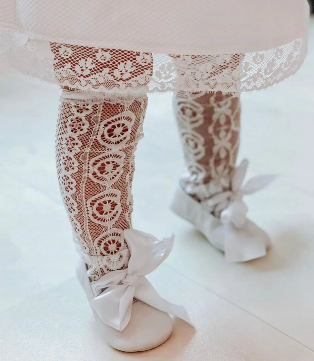 Daisy Lace Socks