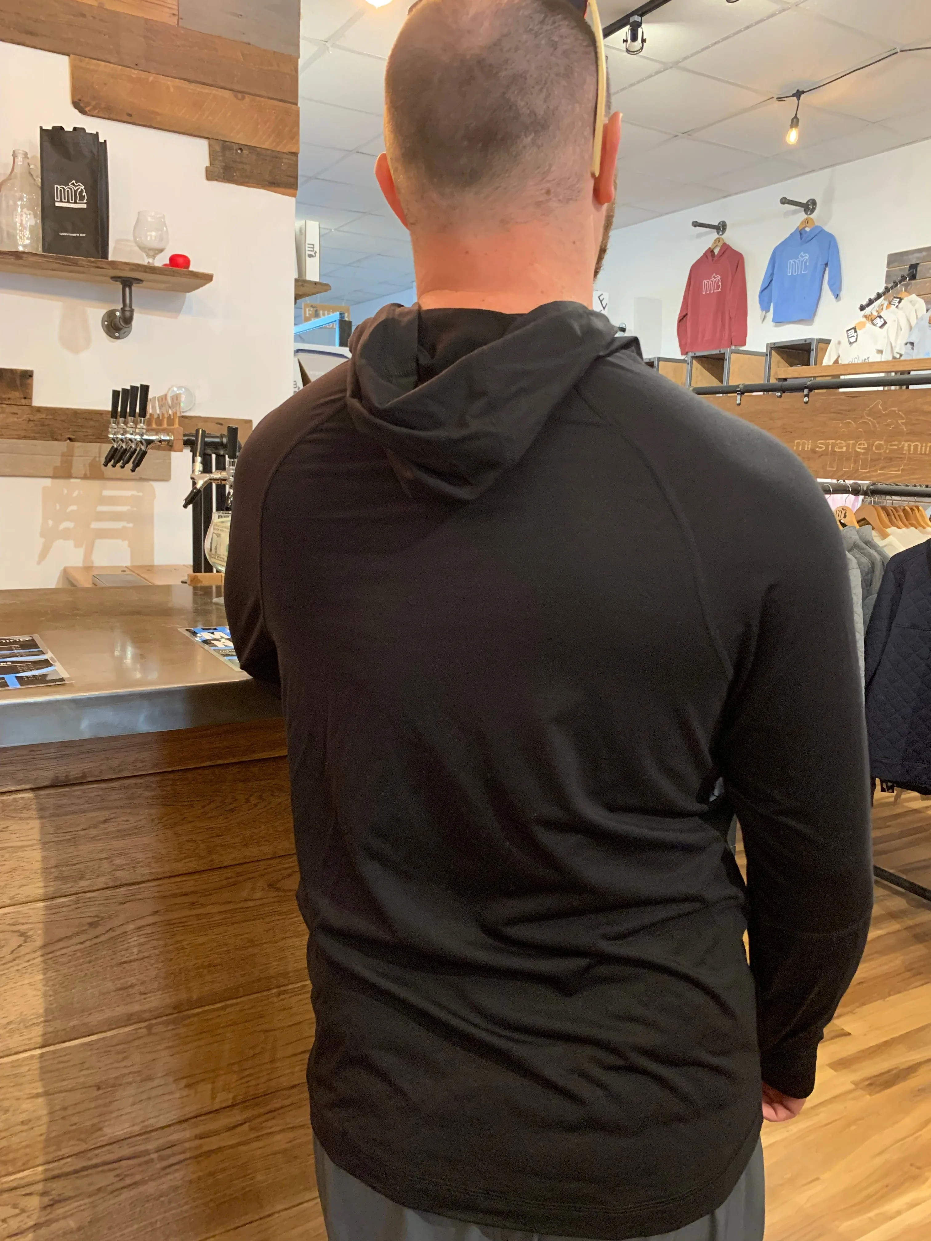 mi Men's Lightweight Performance Hoodie