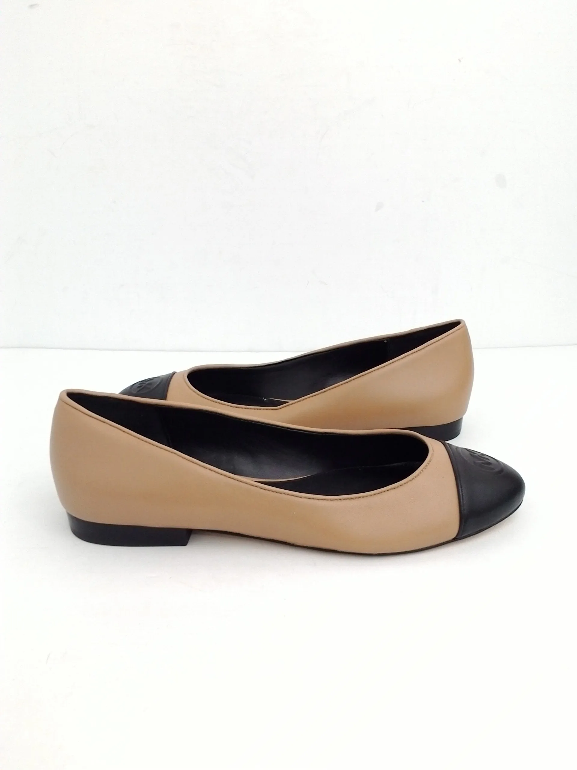 Michael Kors Women's Nude/Black Flats Size 8.5 M