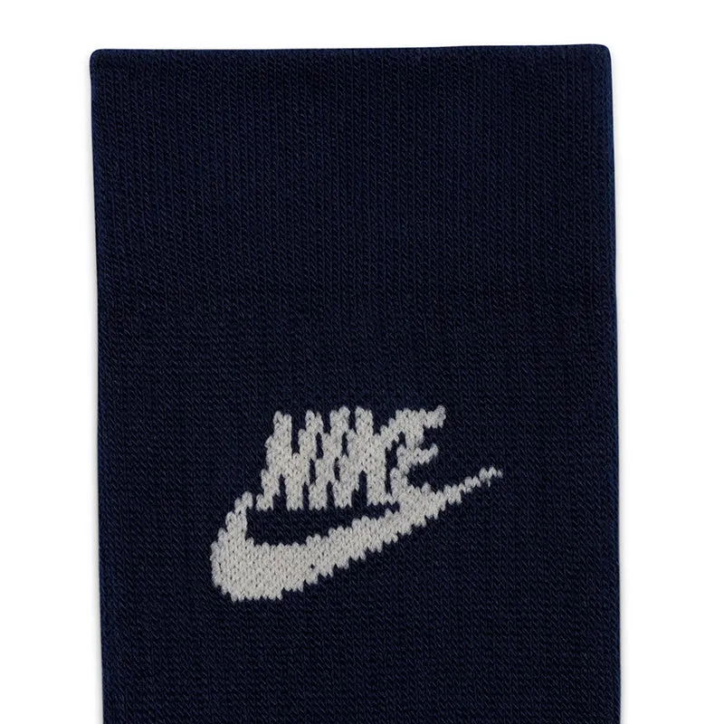 Nike Unisex Sportswear Everyday Essential Crew Socks (3 Pairs)