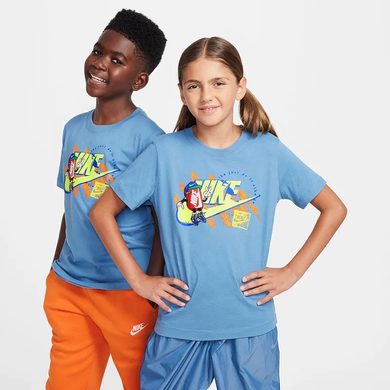 Nike Unisex Sportswear T-Shirt (Big Kid's)