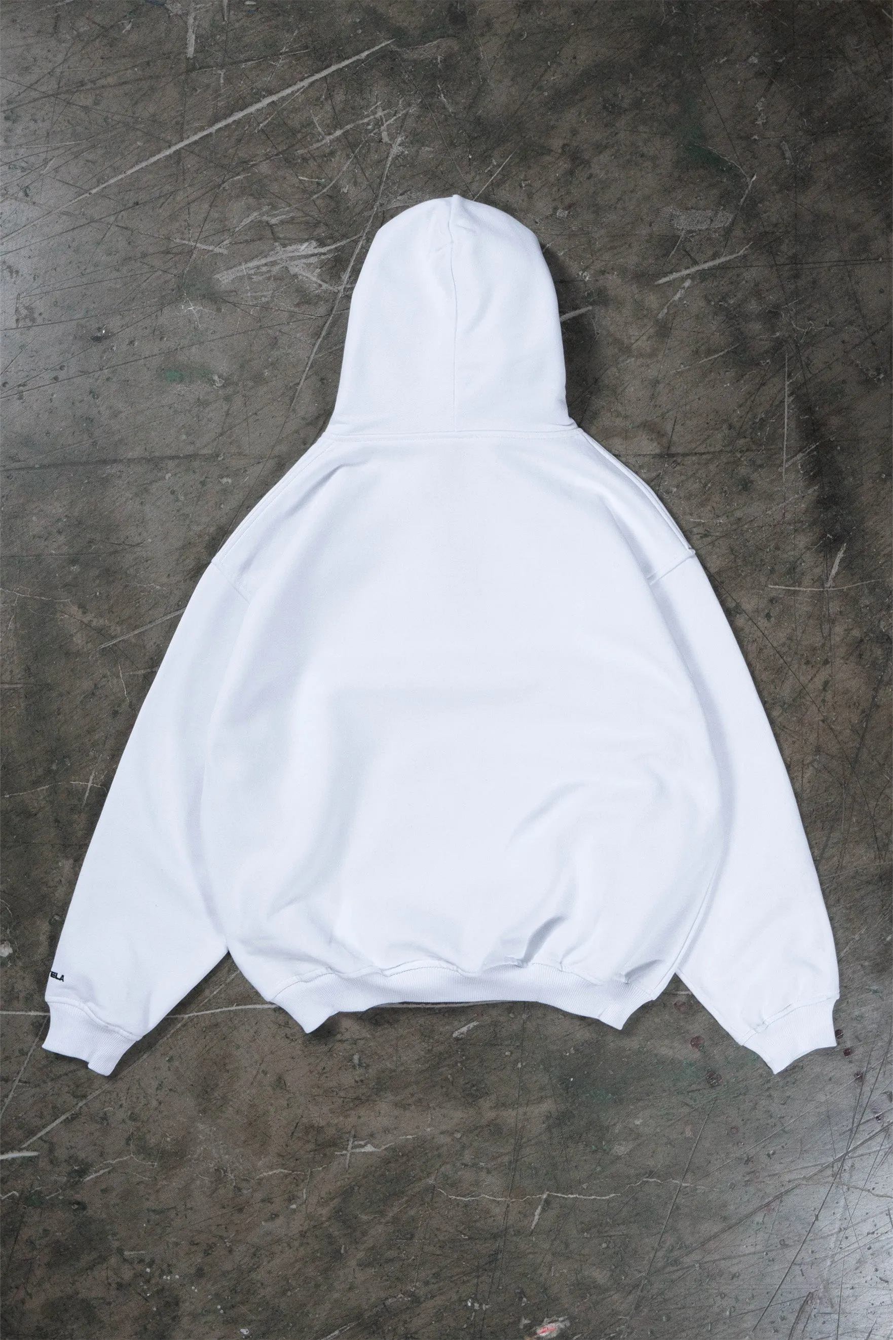 %RETRO WHITE HOODIE%