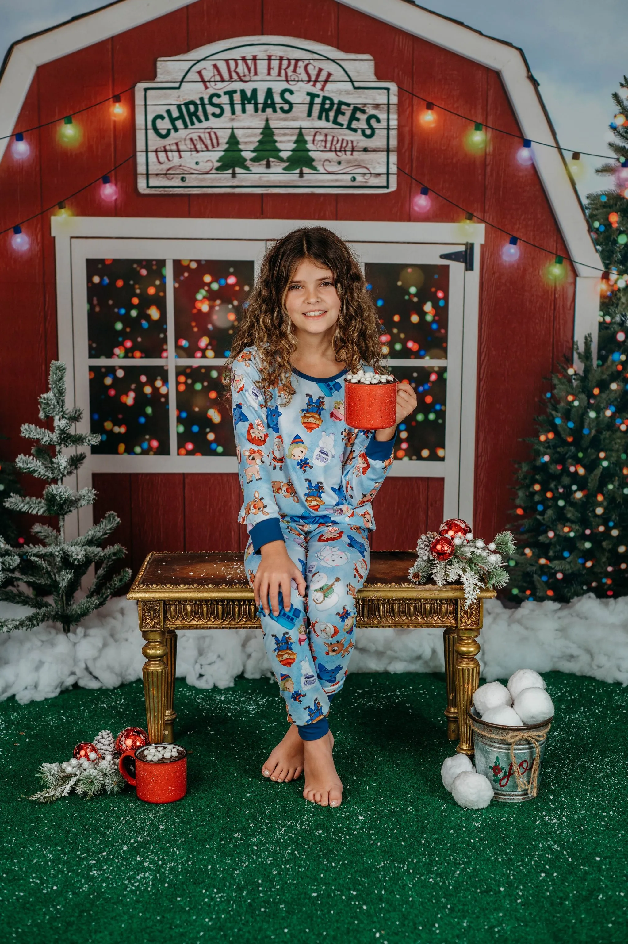 SANTA & FRIEND UNISEX PJ SET